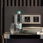 Hotel -- Park -- Part Of Urban Chic Luxury Design - Parking & Compliments - Next To Shopping & Dining Mall 4*