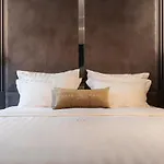 Hotel -- Park -- Part Of Urban Chic Luxury Design - Parking & Compliments - Next To Shopping & Dining Mall Plowdiw