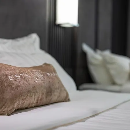 Park Hotel: Urban Chic Luxury With Parking Near Shopping Mall Hotel