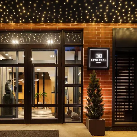 -- Park -- Part Of Urban Chic Luxury Design - Parking & Compliments - Next To Shopping & Dining Mall Plovdiv