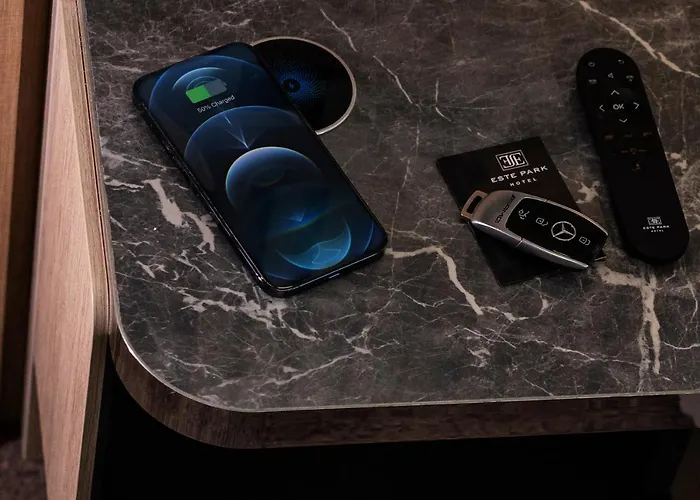 -- Park -- Part Of Urban Chic Luxury Design - Parking & Compliments - Next To Shopping & Dining Mall Hotell Plovdiv