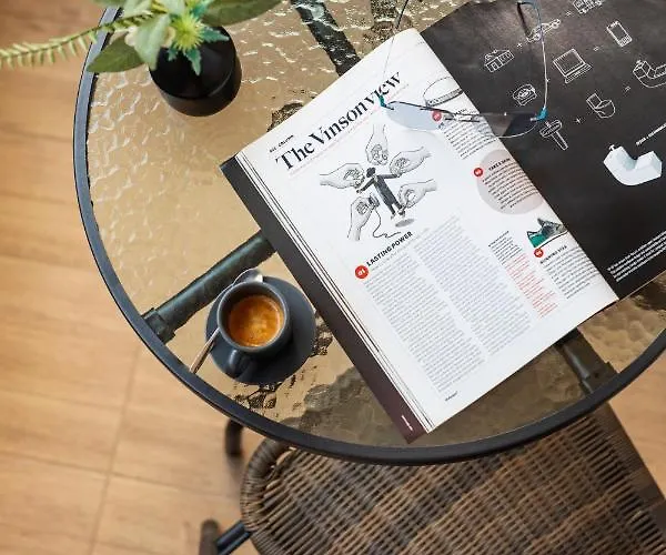 Хотел -- Park -- Part Of Urban Chic Luxury Design - Parking & Compliments - Next To Shopping & Dining Mall