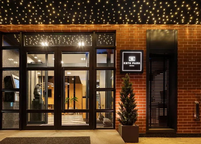 -- Park -- Part Of Urban Chic Luxury Design - Parking & Compliments - Next To Shopping & Dining Mall Пловдив